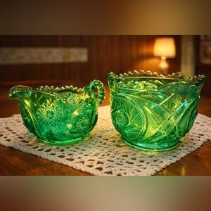 Set of 2 Antique Emerald Green Pressed Glass Ruffled Bowls EAPG STYLE